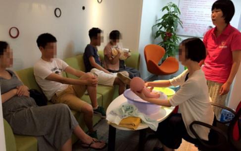 超级宝妈|孕妈顺产时,丈夫突然跪下:这孩子我们不要了,医生顿时懵了