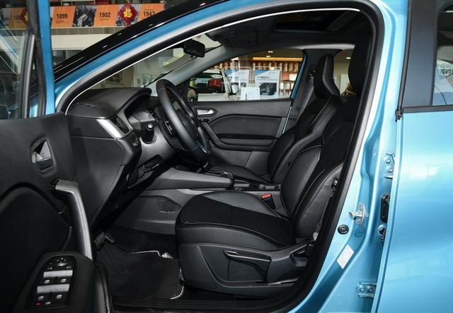 蛋蛋懂车■时尚都市通勤小车,1.3T+7DCT马力159匹,油耗5.6L,入门款9.98万