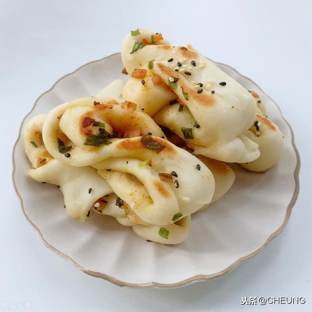 学会生煎花卷，外焦里嫩超香甜，元气满满的早餐，可做美味小零食