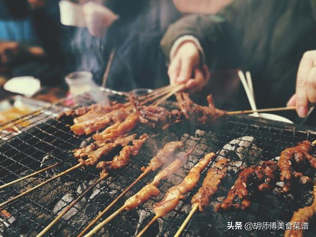 吃烧烤时，这“4种肉”放心大胆点，根本无法掺假，只有行家才懂