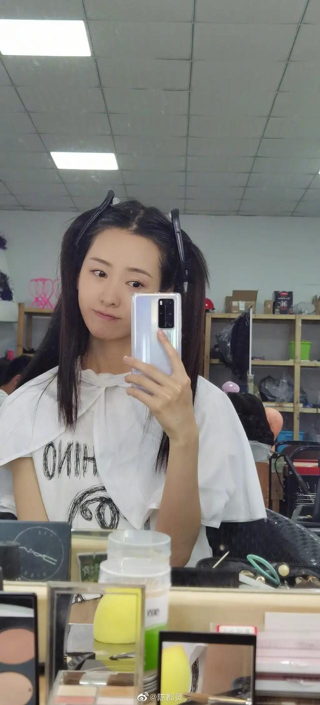 陈都灵，美丽可爱|资讯早知道