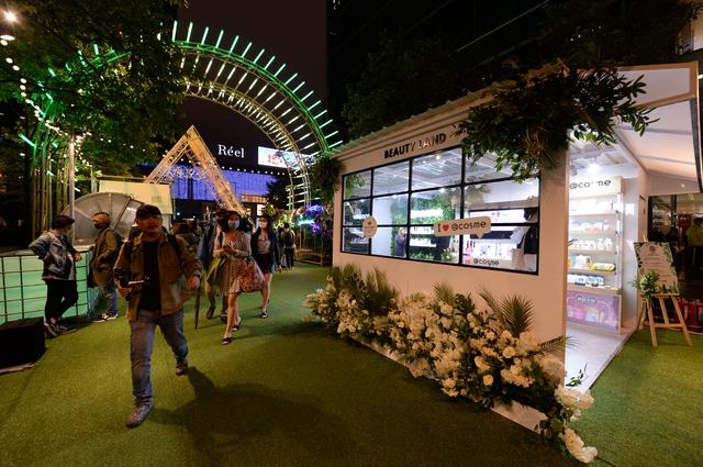 消费|既能“买全球”，也能“卖全球”！“十四五”时期，静安将建成更加成熟型的国际消费城市示范区