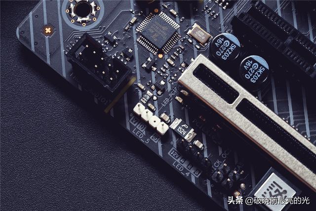 真旗舰？iGame Z490 VulcanX的科学开启指南