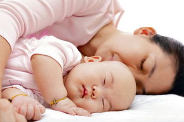不想娃生病，就要告别这种睡觉方式，对宝宝没有任何好处