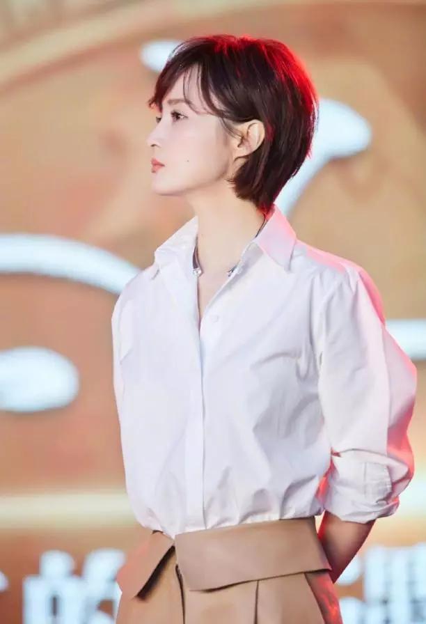 对你宣说|蒋勤勤凭什么瘦出“巩俐风”？原来是这三个技巧