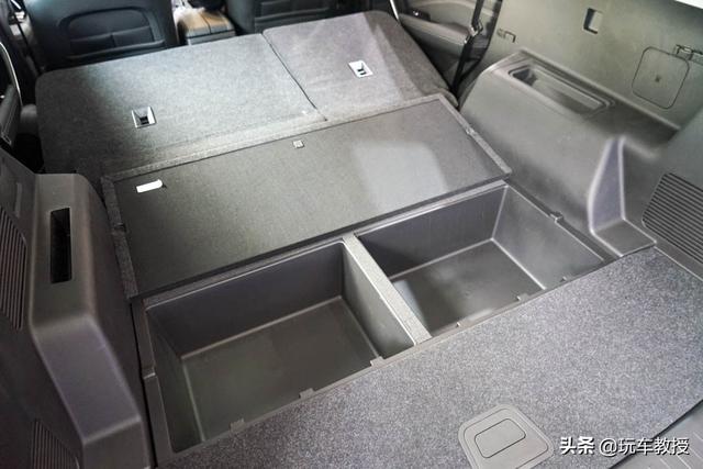 9万不到197马力，而且还是7座大空间！捷途X90实拍