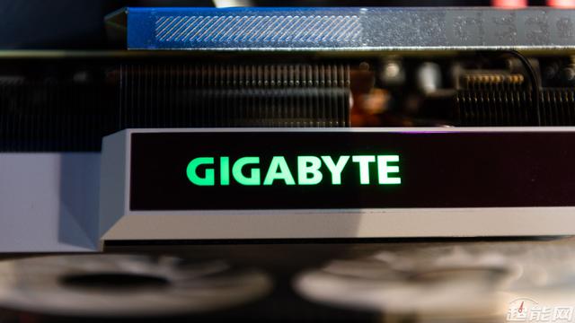技嘉RTX 3080 VISION OC雪鹰显卡评测