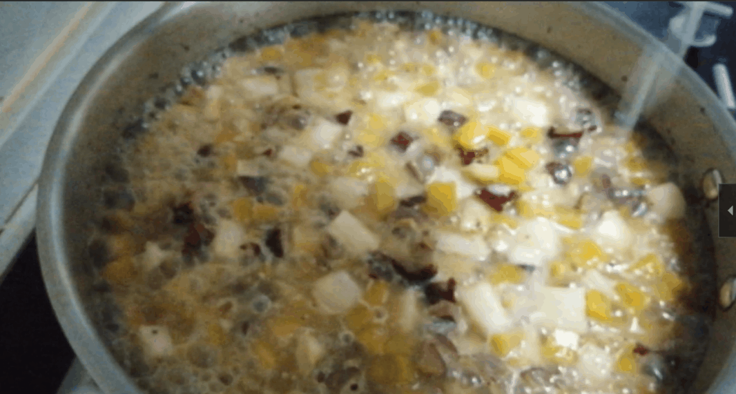 半个南瓜，1个芋头，能做什么？看看这道菜，软糯香浓低脂健脾胃