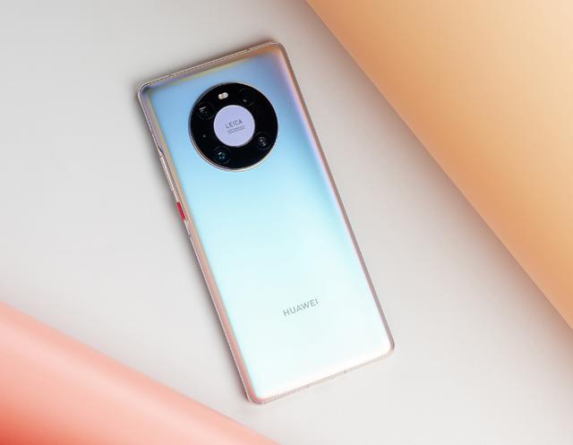 神秘、极光般的秘银色Mate40，网友有争议，你如何评价？