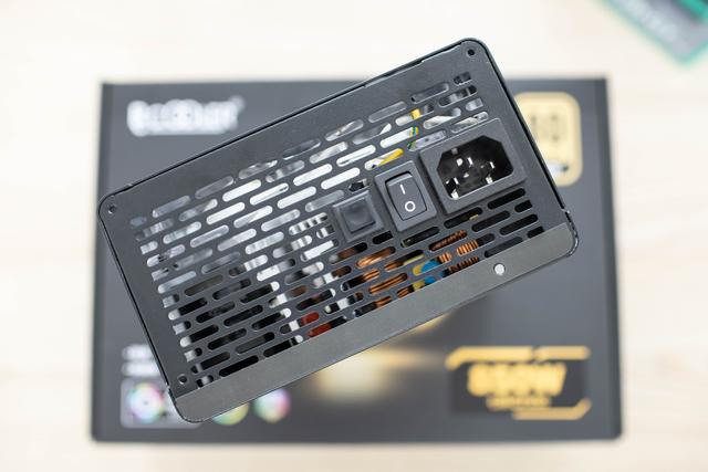 质保10年，买了绝对不亏，机箱里最值得投资的硬件，超频三七防芯