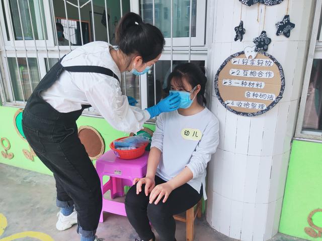 [超级宝妈]简阳市施家镇中心幼儿园开展安全开学疫情防控演练及防控专题会