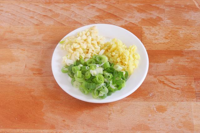 炖豆角，看着简单不会真做不好，牢记3点，才能鲜香下饭滋味浓郁