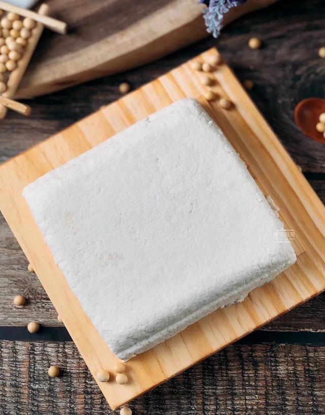 平民补钙神器，一元成本能做一大块，钙含量能抵两杯奶