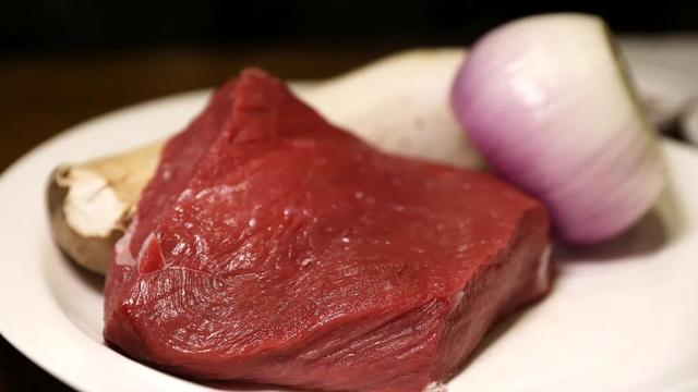 牛肉这样腌，吃完再也不塞牙