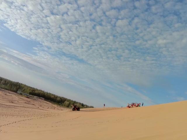 「世界那么大」敦煌鸣沙山露营