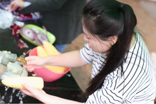 两类厨具，家有孕妈要少用，有一类可能引起铅中毒，胎儿跟着遭殃