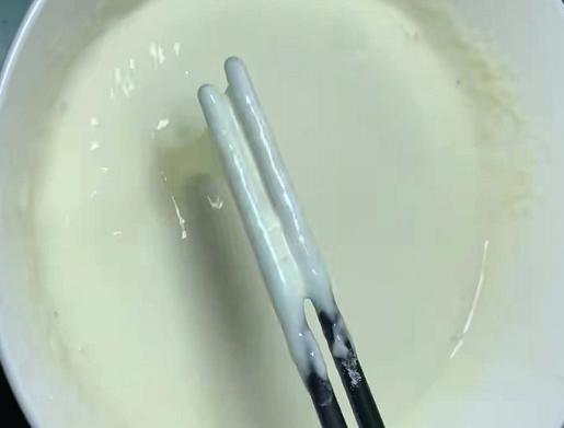 【超级宝妈】孩子最“馋”这鸡蛋饼早餐，5分钟上桌，营养好消化，就是吃不够