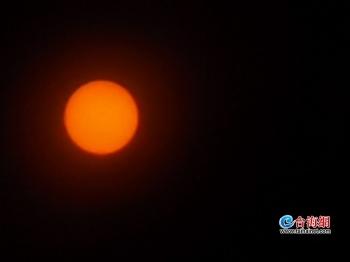 [台海网]海峡导报记者带你领略“超级日环食”的美「组图」