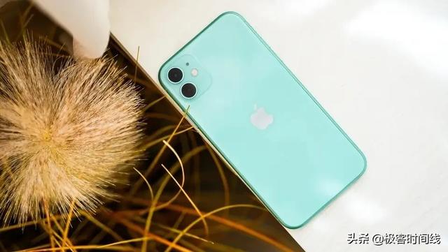 为爱机保驾护航，简约风iPhone 11手机壳推荐