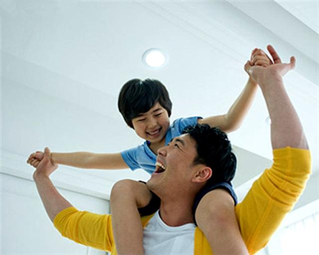 “积分制”育儿受追捧，教育专家却反对：看似合理，却容易毁了娃