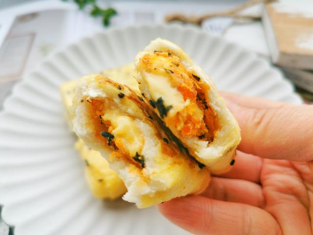 孩子迷上这早餐，一卷一煎5分钟搞定，不用早起床，我特乐意做