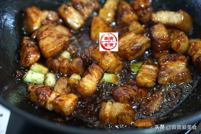 五花肉|80岁大厨告诉我，不放水的红烧肉秘制法，肉香四溢，一抿即化！