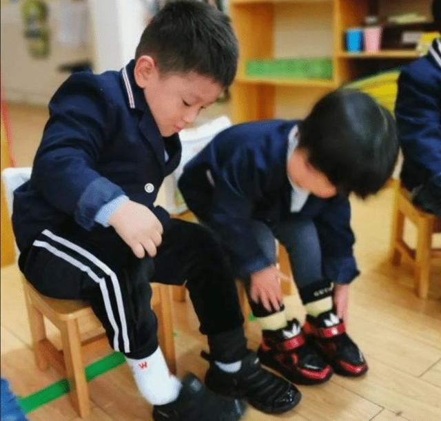 幼儿园的水果餐引来家长质疑，认为是&quot;摆拍&quot;，园长回应却亮了