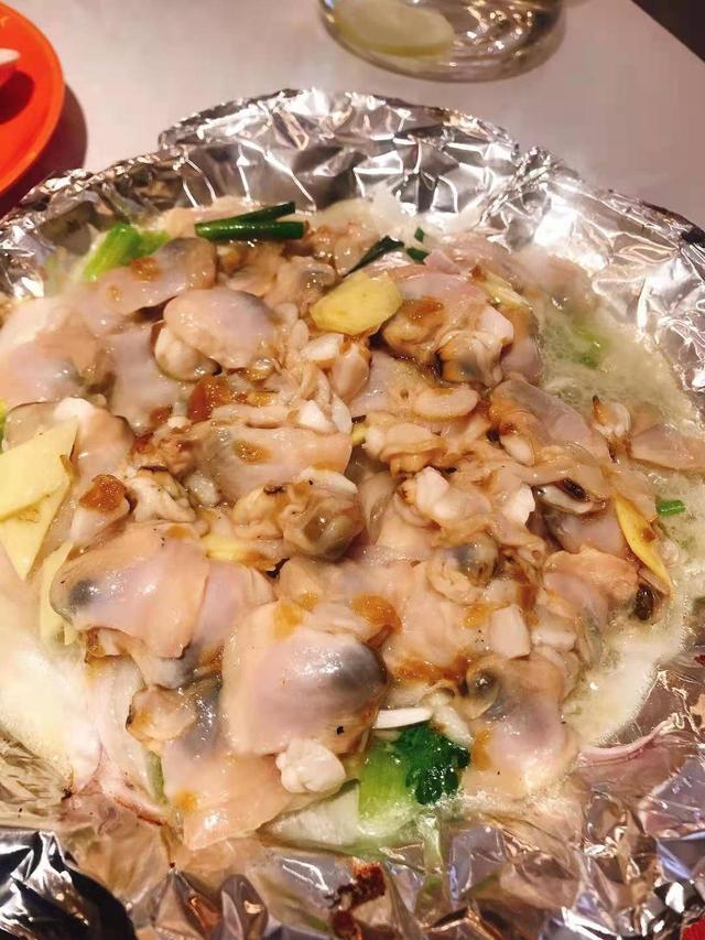 种草|这家店的红烧小黄鱼，鲜到连汤都拌饭吃光