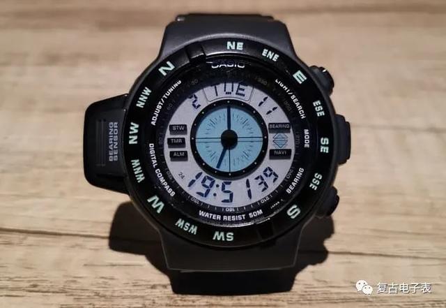 卡西欧首款罗盘功能手表——CASIO CPW 100