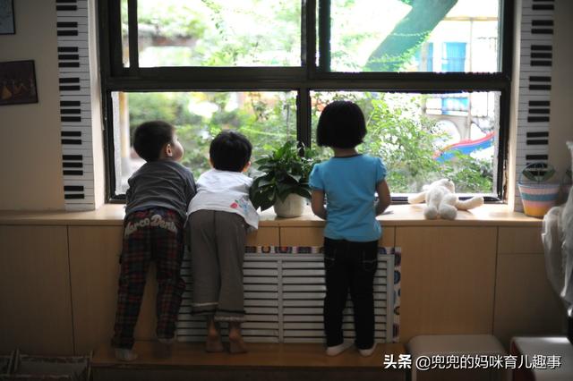 [你的育儿经]“妈妈，男孩子是怎么尿尿的啊？”孩子早期性教育，你还在回避？