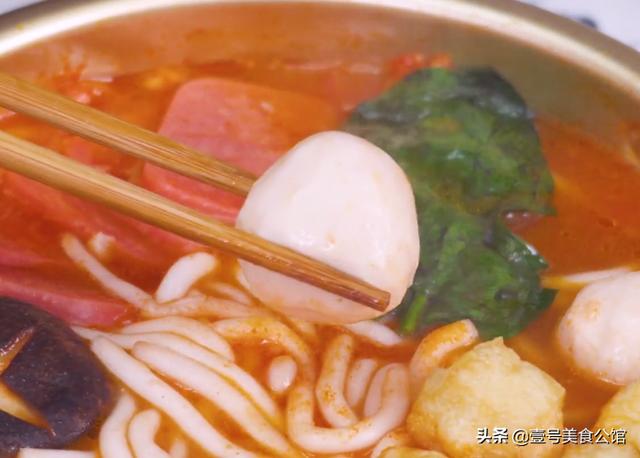 土豆粉这样做太好吃，鲜酸味美，荤素搭配，老少皆宜的美食