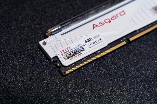 最高可达4200Mhz，小白还不会超频？跟着我学超频思路