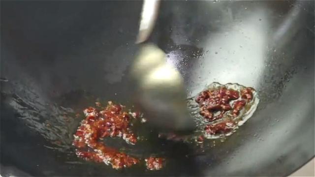 家常粉蒸肉，这样做真好吃，入口软糯，香味扑鼻，一点也不油腻