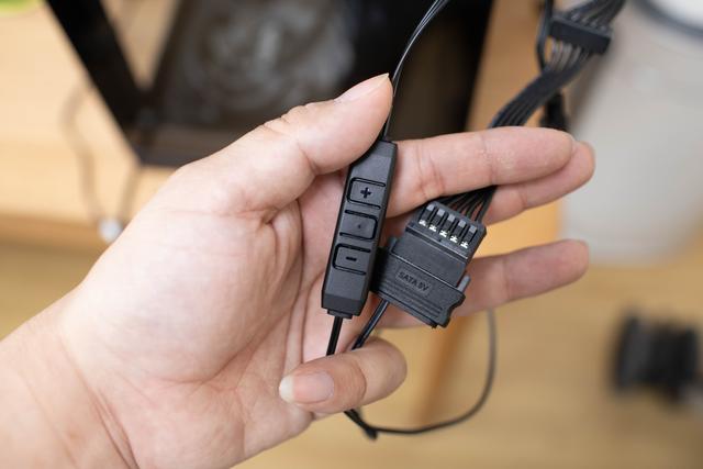 更具个性的RGB风扇，机箱里的魔术师，九州风神MF120GT开箱