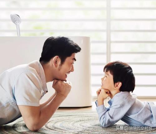 「超级宝妈」“压抑被迫谋生”？还是“拥有更多选择”？父母的回答真的很重要