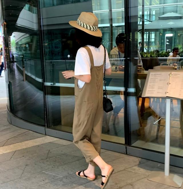 爱上你的微笑|多学学女明星的孕妇穿搭，夏季就是要这样选