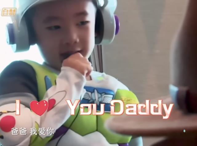 超级宝妈▲胡可、霍思燕告诉你:“示弱式育儿”很有效,要学会做不完美妈妈