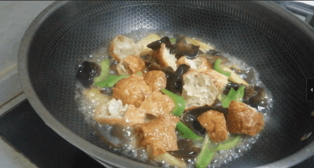 土豆怎么吃？特别推荐这种搭配，只需3样半调料，好吃就是赞