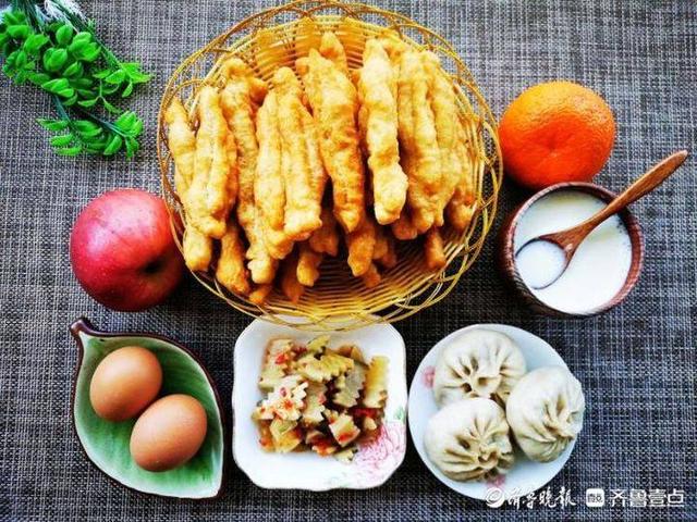 情报站｜早餐不知道吃啥好？在家做酥脆可口的油条，家人都爱吃