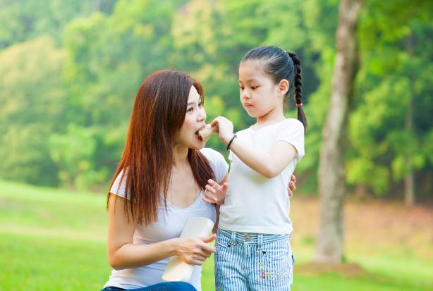 孩子缺乏责任感怎么办？父母用三个方法，让娃不做生活的“逃兵”