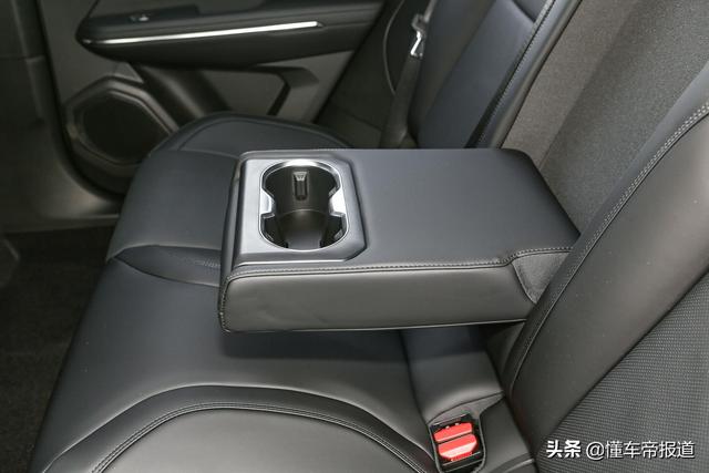 新车 | 运动属性更加鲜明 试驾新款领克01劲Halo四驱版