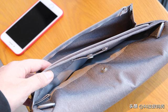 宜丽客手包、数码收纳包，秋冬季节小哥哥、小姐姐出行的最爱