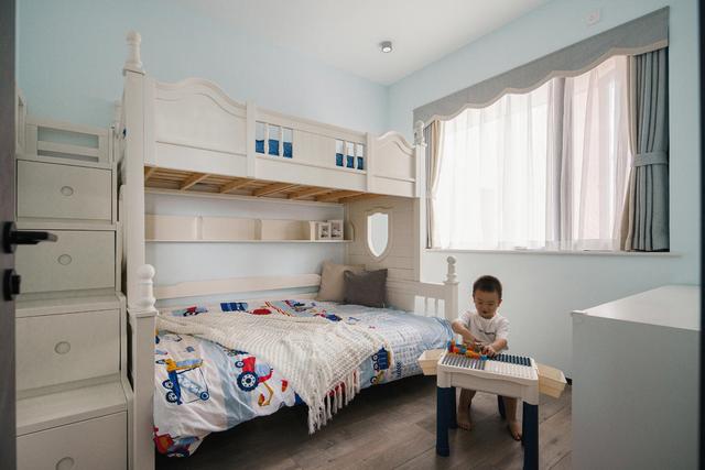 100平米“黑白灰”风格，8090的新生活方式