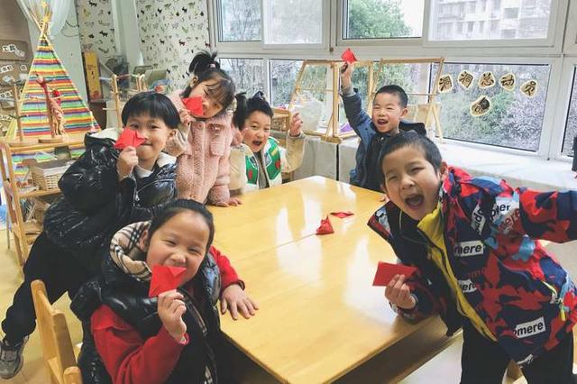 妈妈|长得真像！京都实验幼托园的孩子们纷纷晒出和妈妈的合影