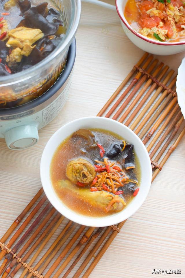 冬季养生，这汤不能错过，每周都要煮一次