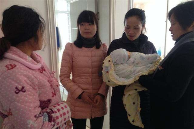 【超级宝妈】生孩子还能长个子？年轻宝妈坐完月子长高5CM，检查后还想生二胎