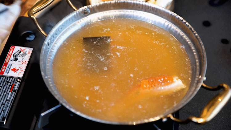 食材|一楼新派日料放题，二楼海鲜姿造，3千平方米独栋洋楼纵览湖光山色吃到爽