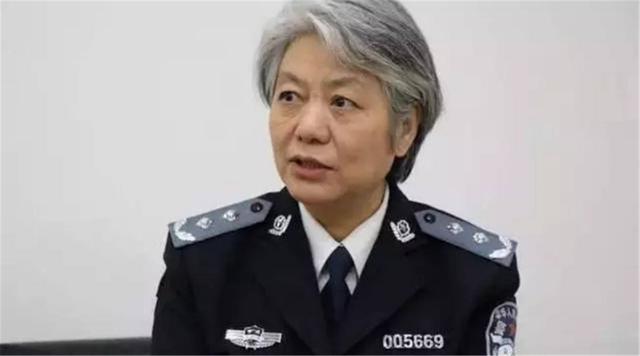 幸福的小调|李玫瑾：想要孩子将来有出息，坚持“2不管3不惯”，父母更省心