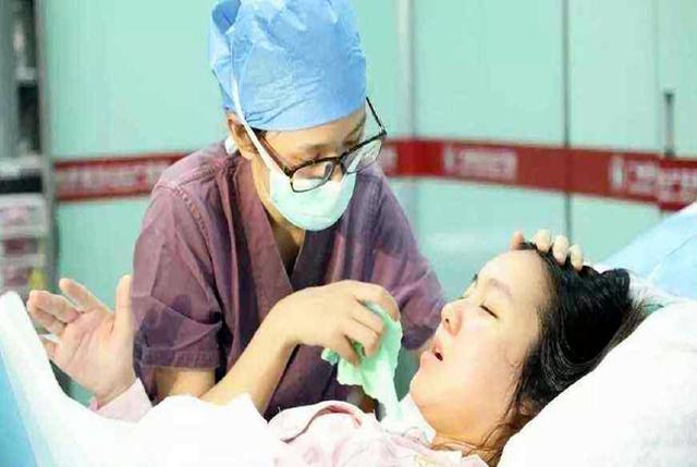 乖小孩|胎儿入盆有征兆？四种信号告诉临产妈妈胎儿信息，安心迎接分娩