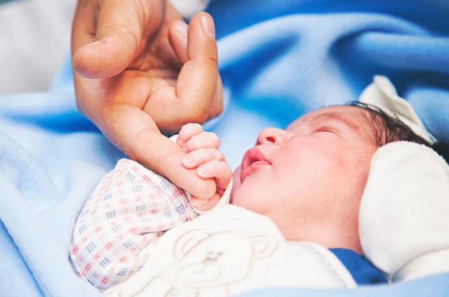 超级宝妈|新生儿出生多久能认识妈妈?答案你或许不知道,很暖心
